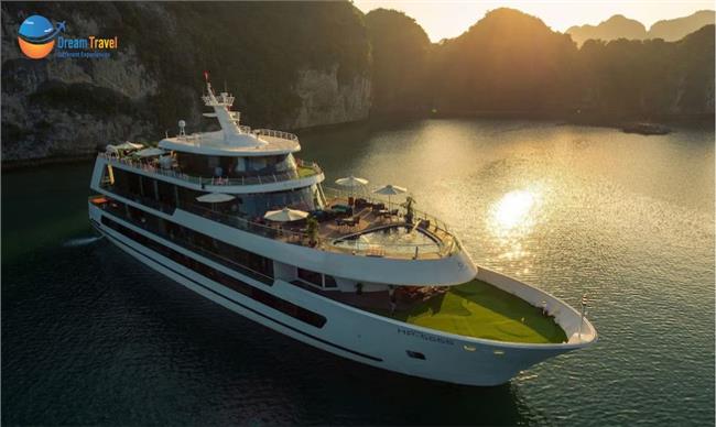 Top 10 Most Luxurious Cruises In Halong Bay